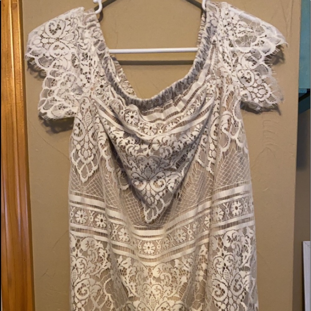 Dress - Picture 2 of 2